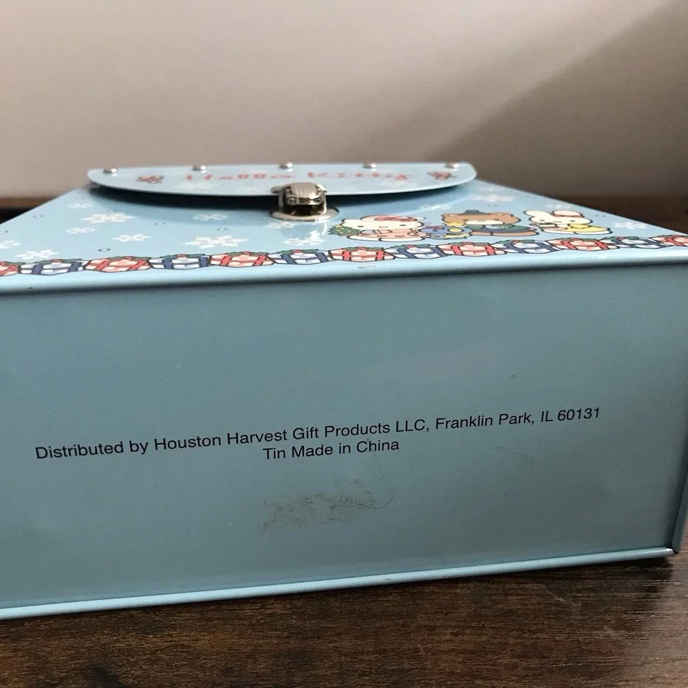 Hello Kitty Christmas Holiday Candy Purse Tin 2001